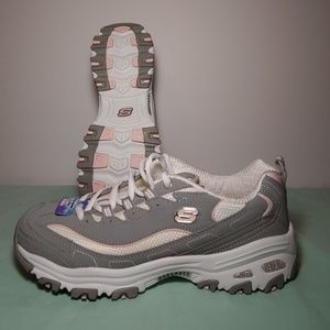 SKECHERS D'Lites Air-cooled memory foam sz 10